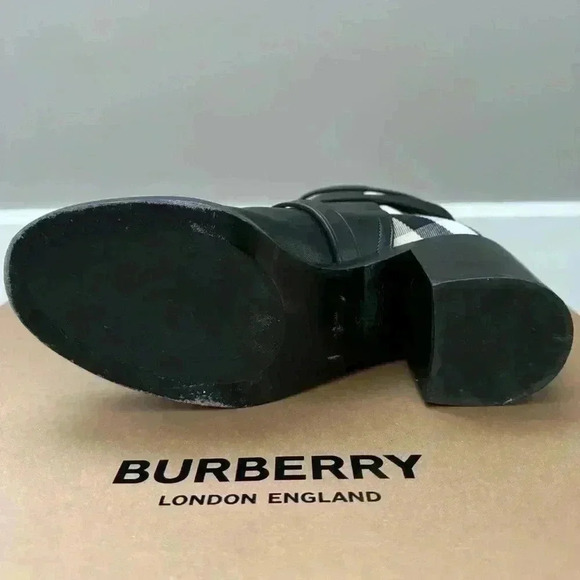 Burberry - House  Check and Leather Ankle Boots - Picture 3 of 9